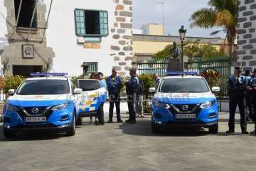 Presentación de los nuevos vehículos de la Policía Local de Telde (Foto TA)